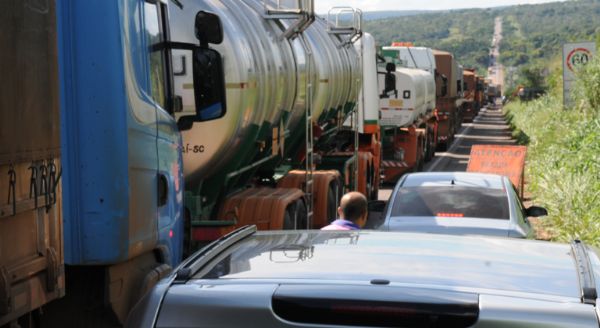 Obras na BR-163 devem gerar 11% de economia ao setor de transporte, aponta estudo