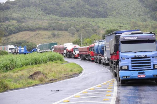 Caminhoneiros fizeram paralisao em julho e podem retomar protestos