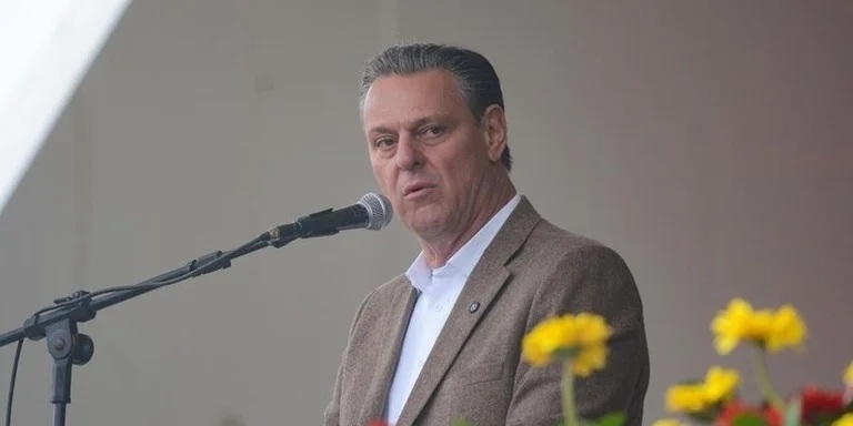 �Se � pra ser assim, � melhor n�o fazer�, diz F�varo sobre exig�ncia da UE que prejudica exporta��es agr�colas