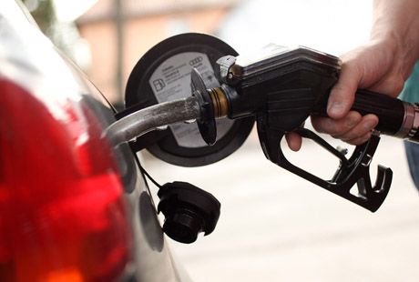 Gasolina chega a R$ 3,25 em postos de MT aps reajuste anunciado