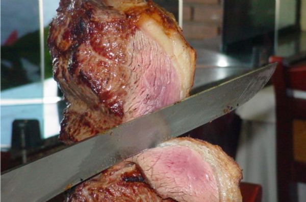 Churrasco est cerca de 3,39% mais caro em Mato Grosso somente com a carne