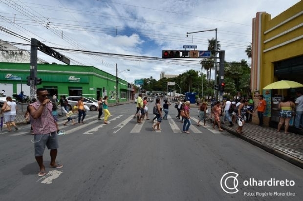 Lojas de rua e dos shoppings de Cuiab e VG ficaro fechadas durante Dia de Finados