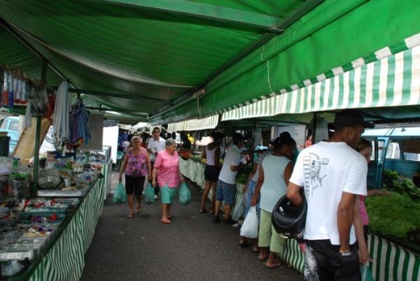 Prefeitura colhe sugestões para melhorias das feiras livres