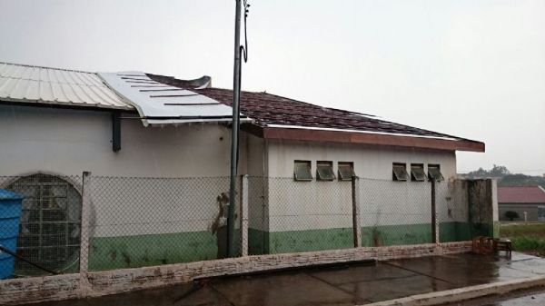 Bairros esto a mais de 18h sem luz na Grande Cuiab devido chuva