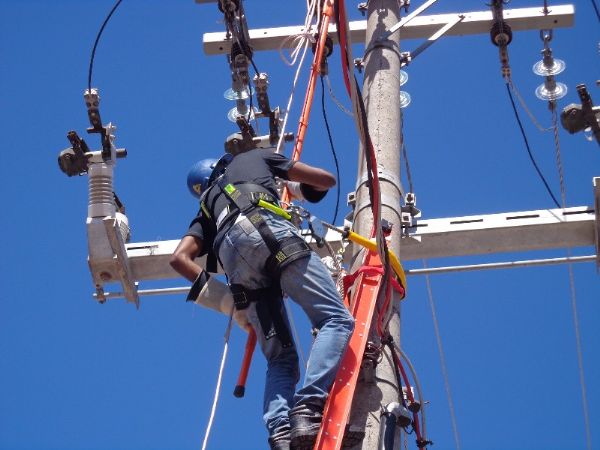 Cemat/Energisa oferta 120 vagas para curso de eletricista em três cidades de Mato Grosso