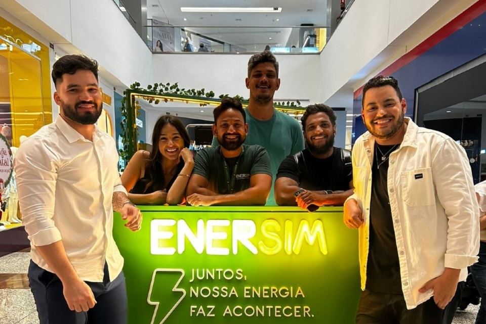 Enersim inaugura stand no Shopping Estao Cuiab; conhea