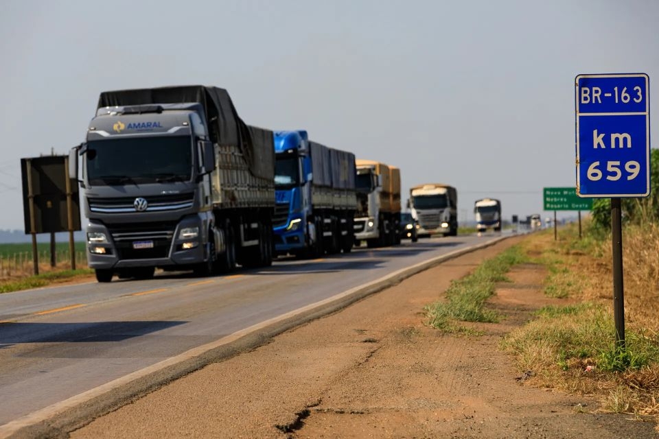 Aprosoja questiona reativao de balanas em rodovias de MT e diz que medida vai prejudicar logstica