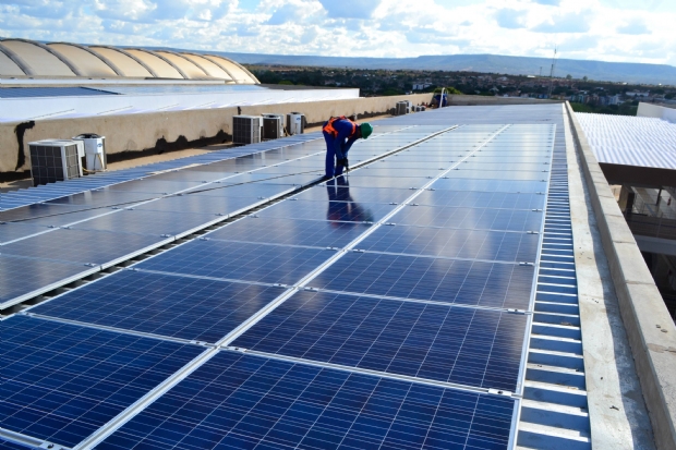 Sicredi oferece linha de crdito para projetos de energia solar
