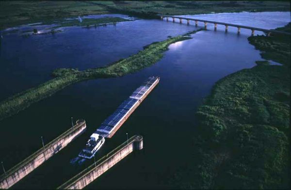 Rios Madeira e Tocantins so foco em simpsio sobre viabilidade de hidrovias brasileiras