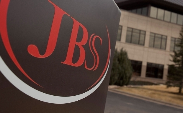 JBS fecha uma unidade em Mato Grosso e oferece transferência a 300 trabalhadores