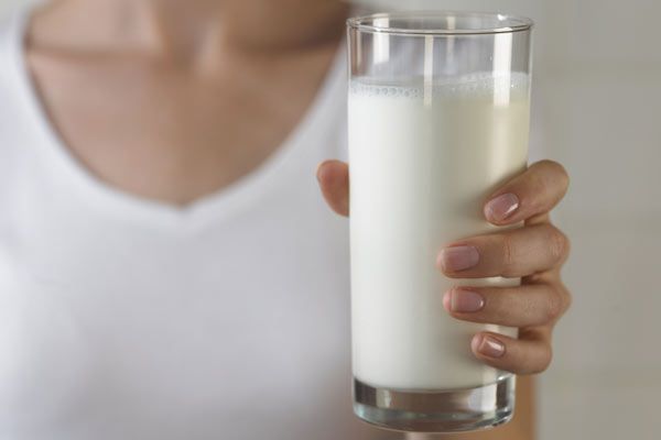 Alta no preo do litro de leite pago ao produtor reflete no bolso do consumidor