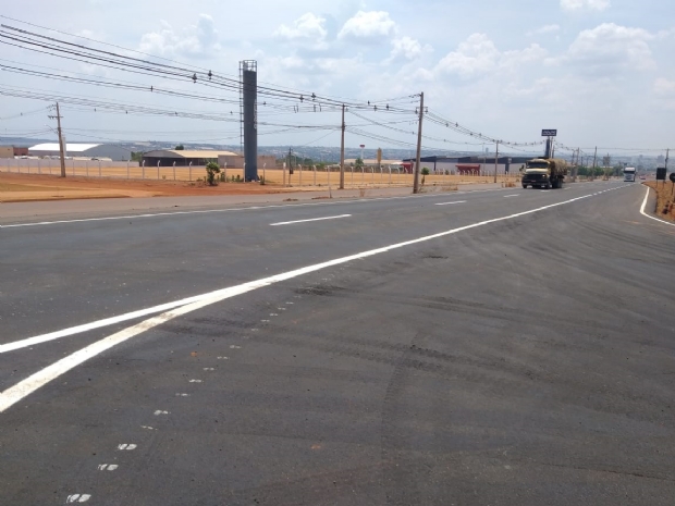Rota do Oeste libera trfego de nova pista na BR-163 em Rondonpolis