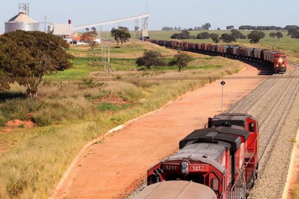 Novo porto e extenso de ferrovias mudaro cenrio do agronegcio em MT dentro de 10 anos