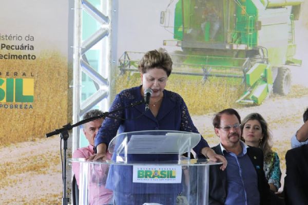 Luciane Bezerra pede para produtores cobrarem promessas feitas por Dilma em MT