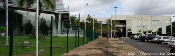 TJMT mant�m proibi��o de cobran�a da Monsanto sobre royalties na soja Intacta RR2 na moega