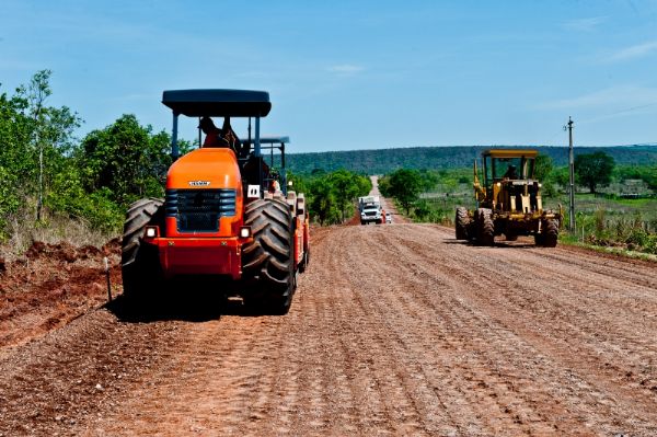 Ao todo,  52 obras receberam autoriza��es para iniciar os servi�os