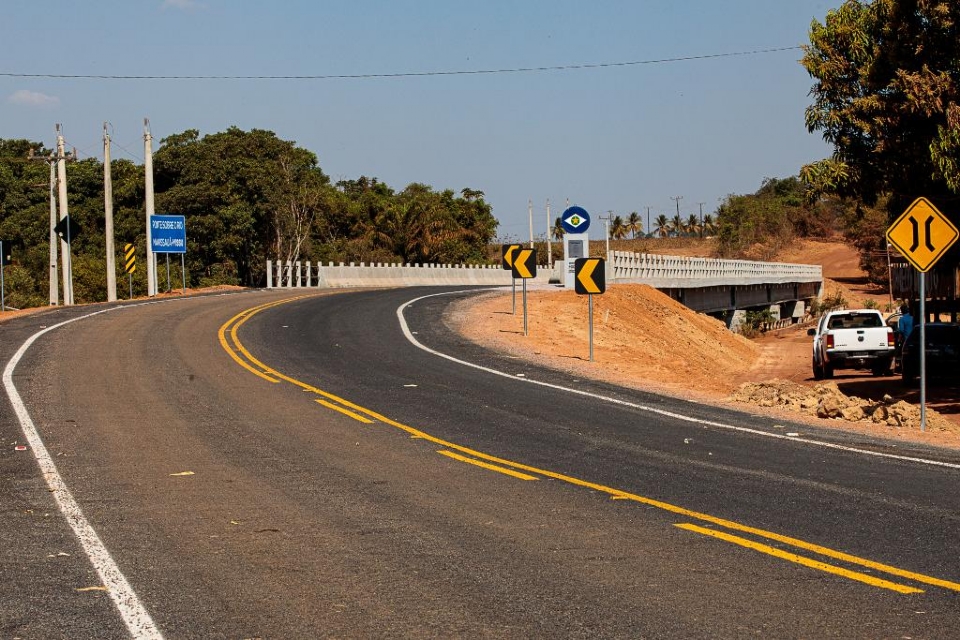Governo de MT licita asfalto novo at distrito de Analndia do Norte em Marcelndia; investimento de mais de R$ 90 milhes