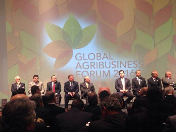 Imac recebe prmio de reconhecimento internacional no 'Global Agrobusiness Forum'
