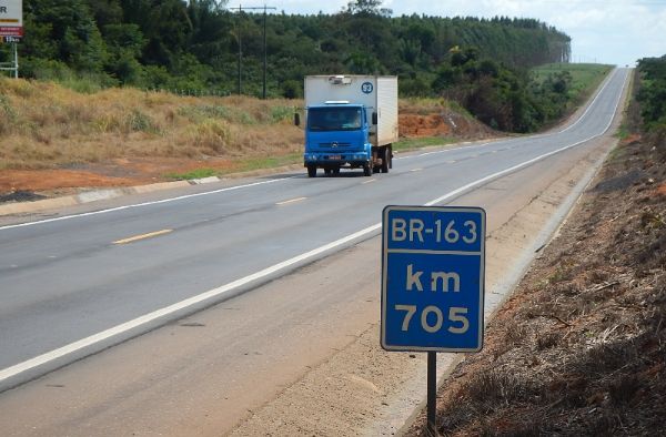 Rota do Oeste recupera 450 quilmetros da BR-163 em Mato Grosso em um ano
