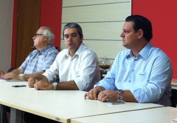 O advogado Jos Guilherme, Rui Prado e Carlos Fvaro