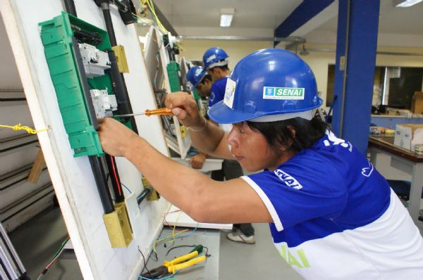 Senai oferta 1,8 mil vagas abertas para cursos na rea da construo em Cuiab