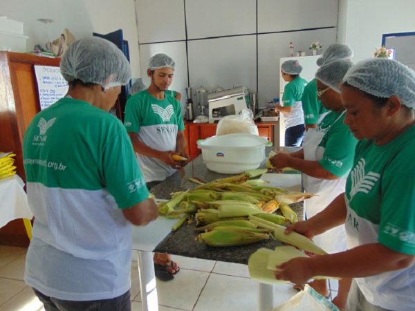 Prefeitura e Senar oferecem capacitao sobre produo caseira de derivados do milho