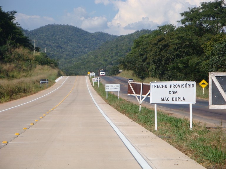 Trfego de So Vicente ser interditado para instalao de 40 km de fibra tica e 60 cmeras; confira trechos