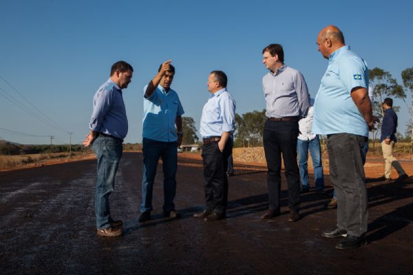 Obra de R$ 21,5 mi retomada ap�s seis anos � vistoriada por Taques