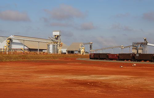 Dilma fala da importncia de Maggi e Lula para construo de ferrovias em MT