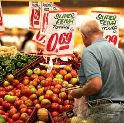 Viles a uma semana, alimentos agora so os 'salvadores' da economia