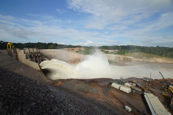 Atraso na concluso das obras de Usinas Hidreltricas em decorrncia a 